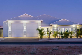 54 Madaffari Drive, Exmouth